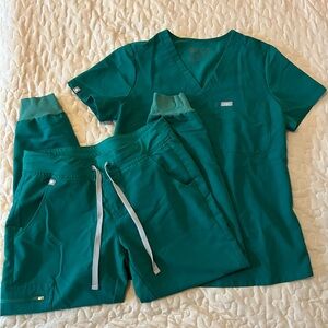 Figs Hunter Green Scrub Top & Jogger